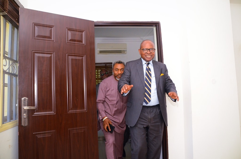 1.Chairman-Governing-Board-Executive-Secretary-and-Chairman-of-TTE-arrive-the-venue-of-Report-Submission-by-TTE